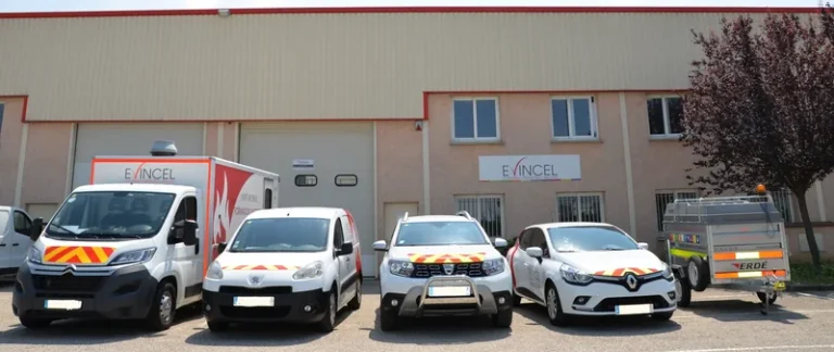 Façade du centre de formation EVINCEL à Chassieu près de Lyon